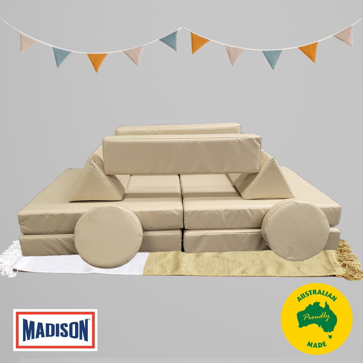 Magic Play Couch
